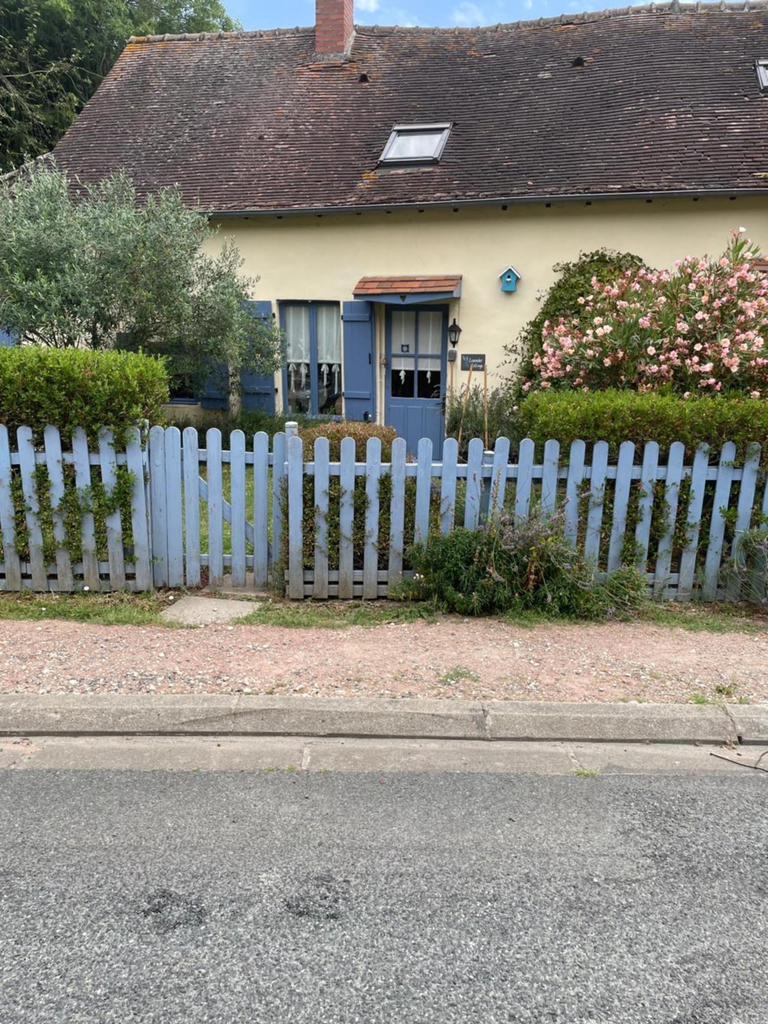 Lavender Cottage Chezelles  Extérieur photo